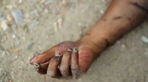 Unbelievable: Man Hacks Partner to Death in Front of a Police Station...Why He Killed Her Will Shock You